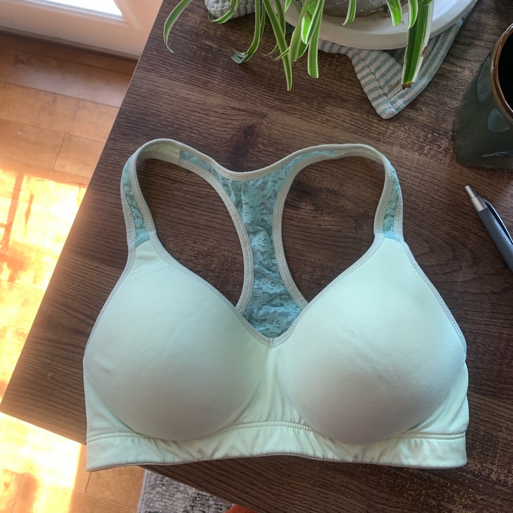 Victoria’s Secret PINK sports bra